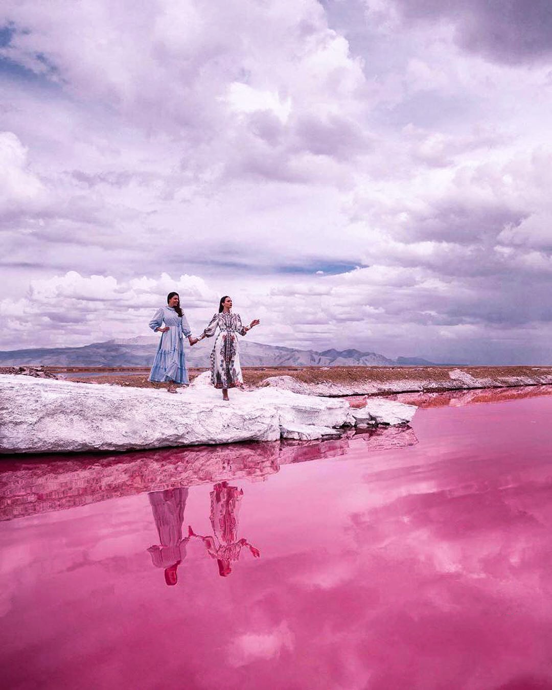 Maharloo- pink lake- shiraz- iran
